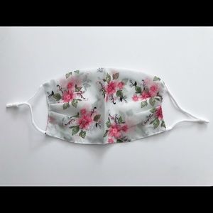 ‼️SOLD‼️WASHABLE AND REUSABLE FACE MASK